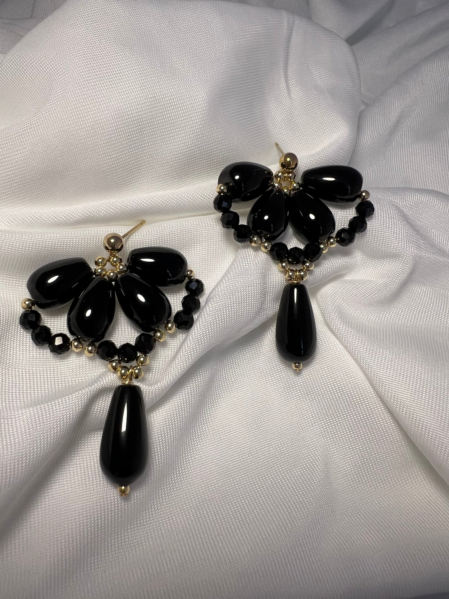 Victoria’s Waterdrop Splendor Earrings