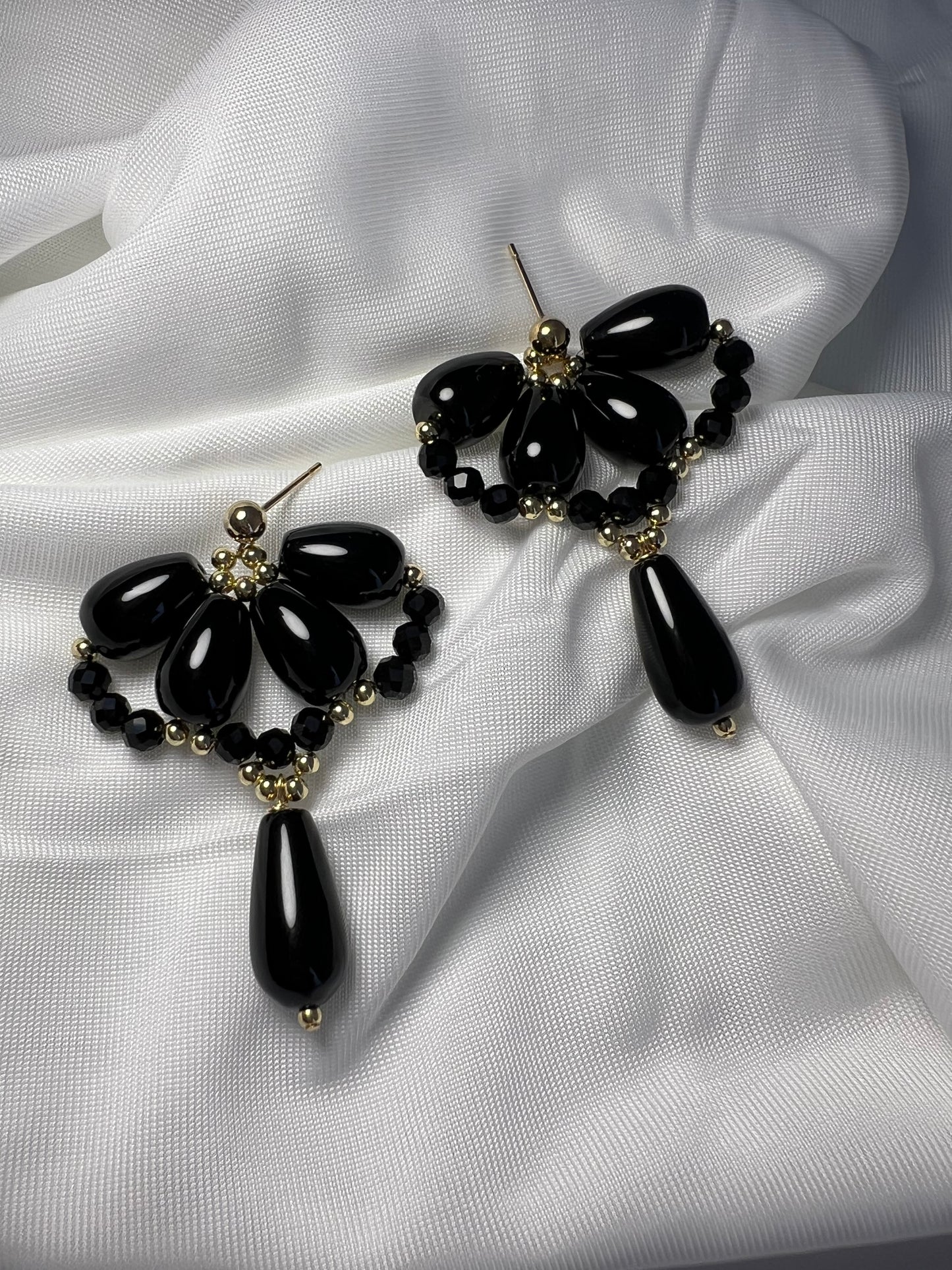 Victoria’s Waterdrop Splendor Earrings