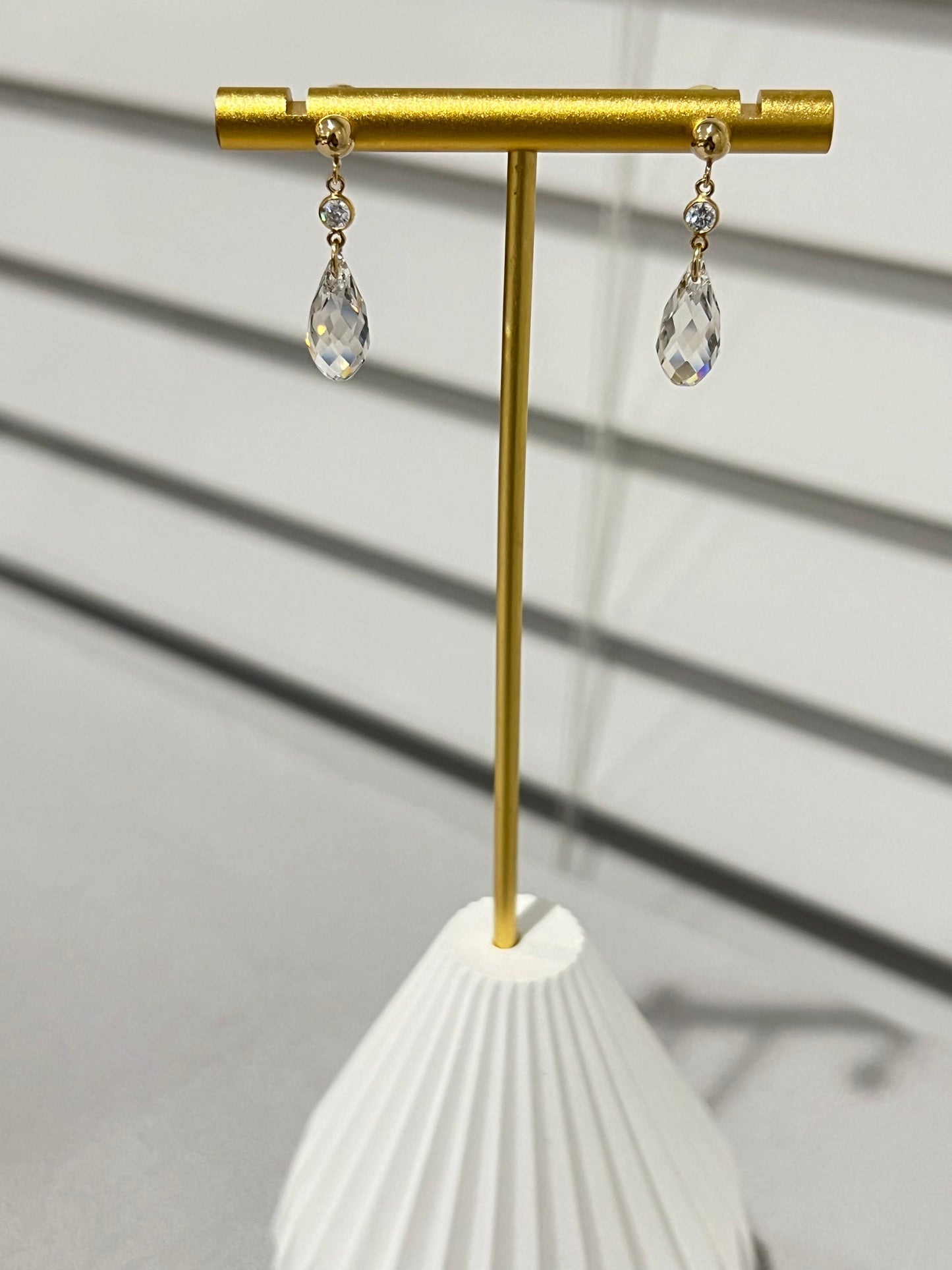 Short shiny Swarovski crystal earrings